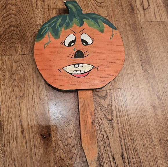 Halloween Pumpkin Yard Stake for Fall Decorating - Picture 2 of 4